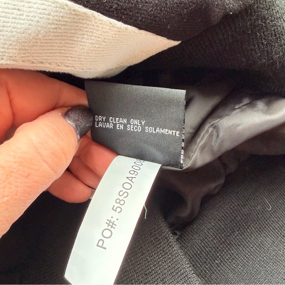 NFL Raiders Black and Gray Bomber Jacket Size Large - Picture 9 of 10